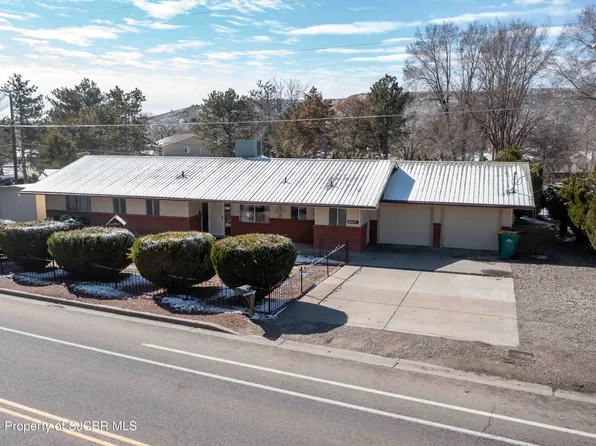 1705 Glade Rd, Farmington, NM 87401