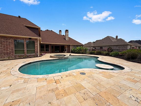 5th image of 1930 Fair Oaks Ln