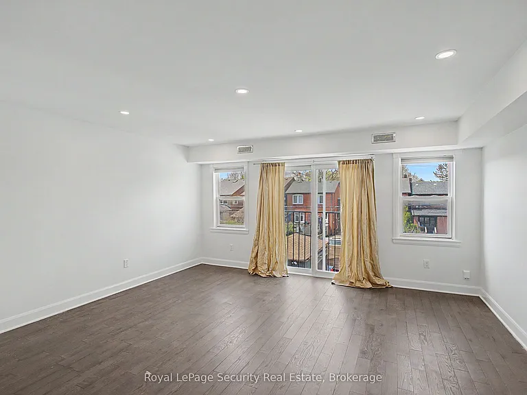 226 Lauder Ave #2 — Photo 4