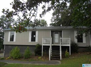 1272 Kings Forest Cir, Leeds, AL 35094
