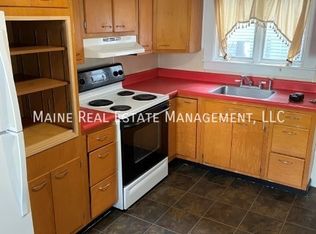 200 Center St #5, Old Town, ME 04468
