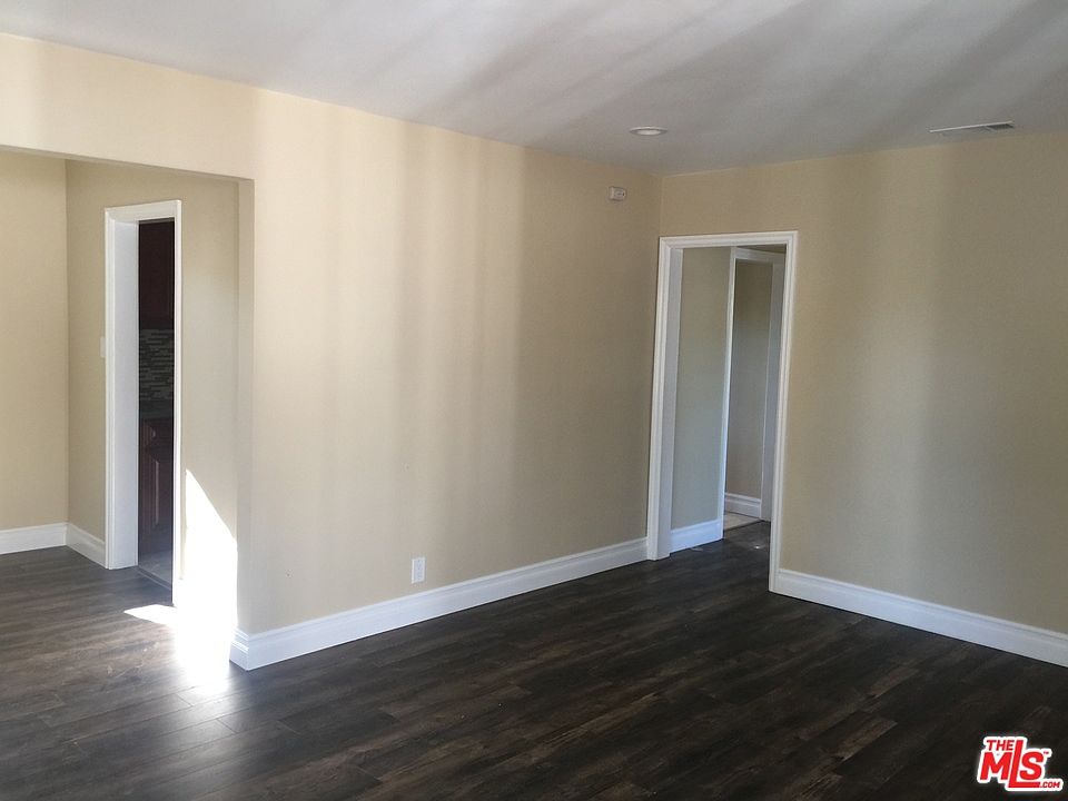 1st image of 22047 Runnymede St