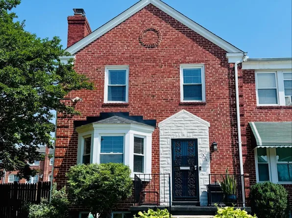 1530 Burnwood Rd, Baltimore, MD 21239
