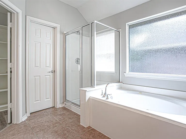 43 W Spindle Tree Cir — Photo 19