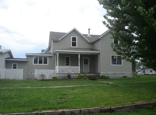 301 4th St, Garwin, IA 50632