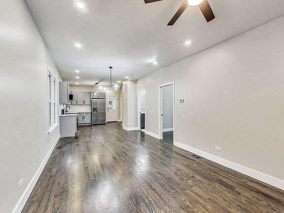3rd image of 3916 N Christiana Ave