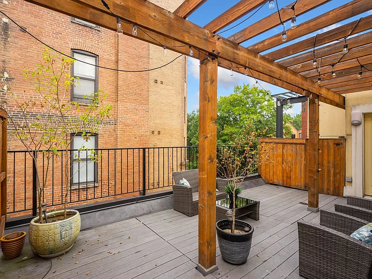 1354 Euclid St NW #402A — Photo 15