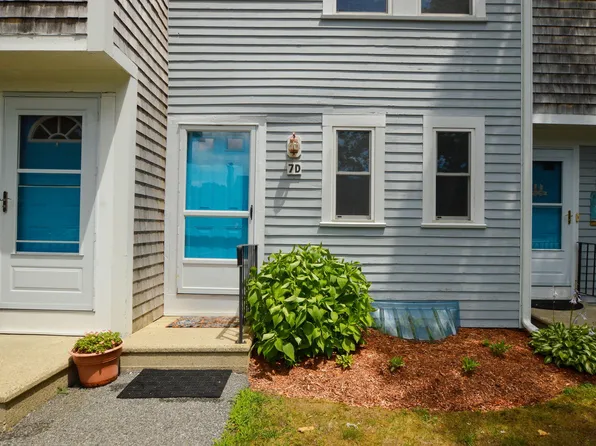 300 Falmouth Road #7D, Mashpee, MA 02649