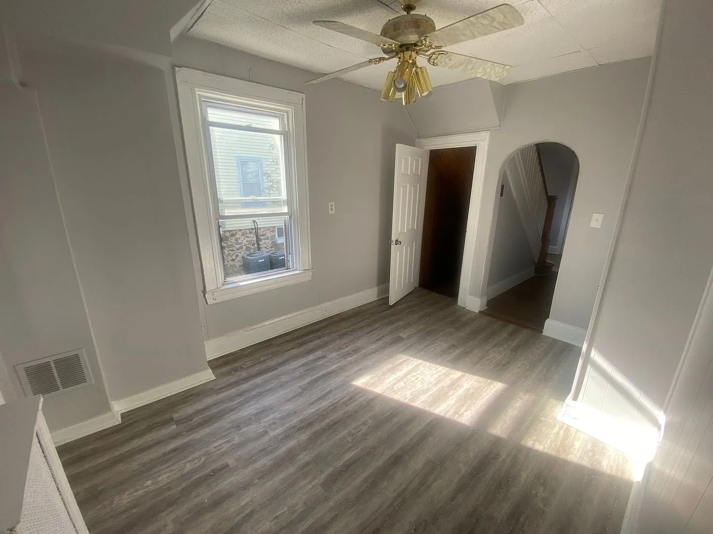 3203 Glen Avenue — Photo 2