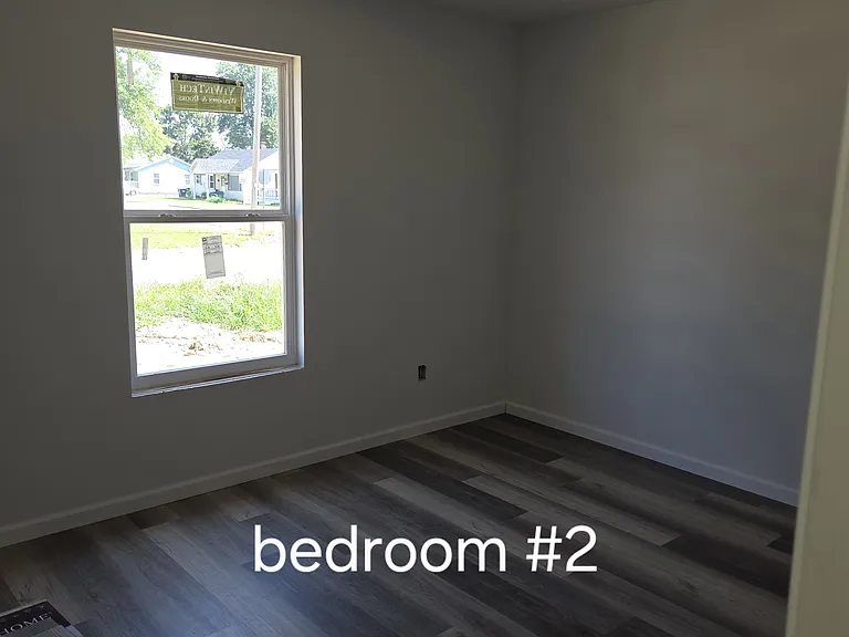 708 Flora Ave — Photo 9