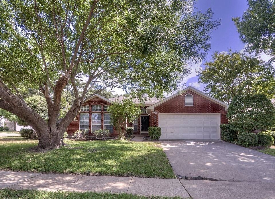 1st image of 4700 Justin Dr