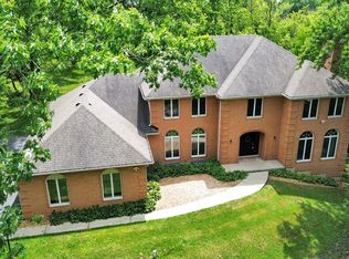 19 W Penny Rd, South Barrington, IL 60010