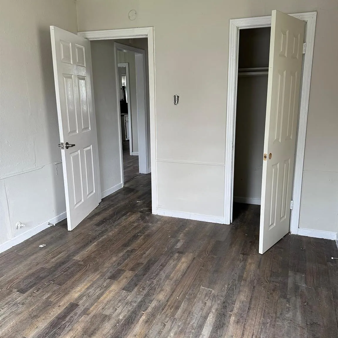 2 bed, 1.0 bath, 720 sqft, $950 — Photo 2