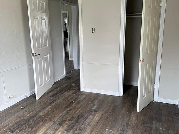 2nd image of 2238 Hutton St