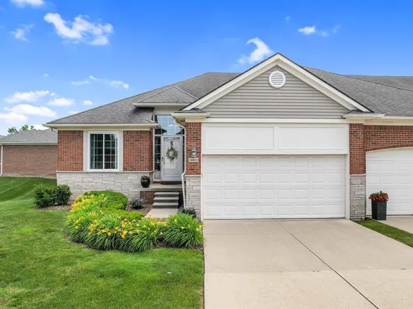 14822 Village Park Cir, Shelby Township, MI 48315