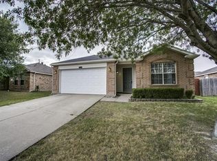 2424 Eagle Mountain Dr, Little Elm, TX 75068