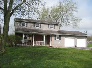 1106 Park Dr, Wilmington, IL