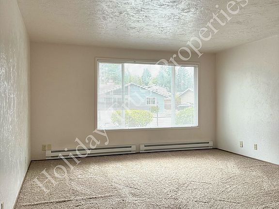 2nd image of 3567 Lorne St SE