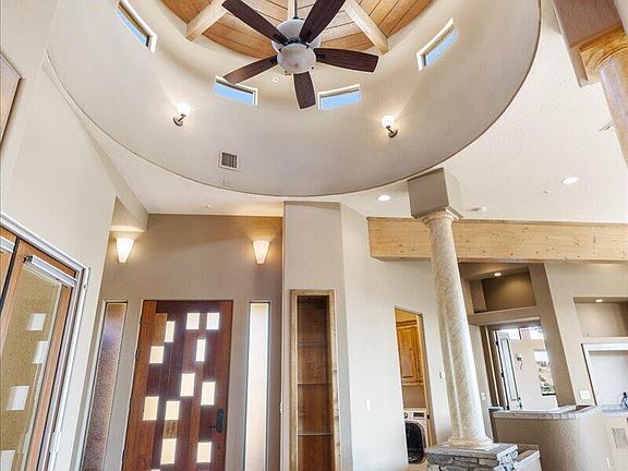 3rd image of 516 Shadow Mountain Dr