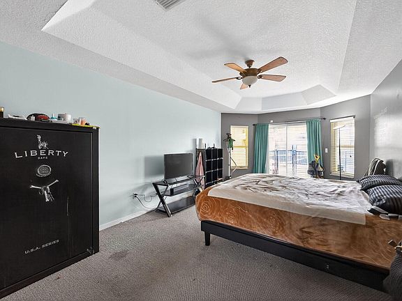 4th image of 5785 NW Dublin Drive