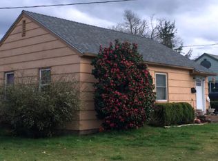 629 7th Ave, Sweet Home, OR 97386