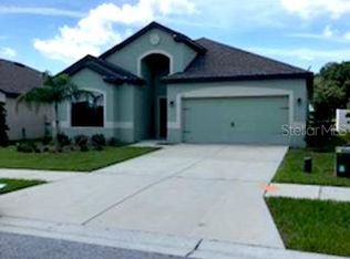 819 Laurel View Way, Groveland, FL 34736