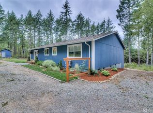 8431 NW Wildcat Lake Rd, Bremerton, WA 98312