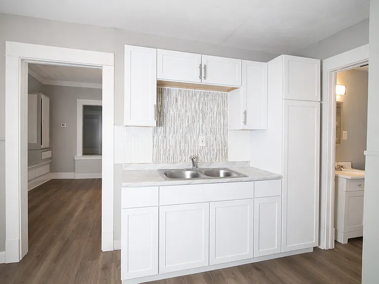 10514 Mount Auburn Ave #1 — Photo 3