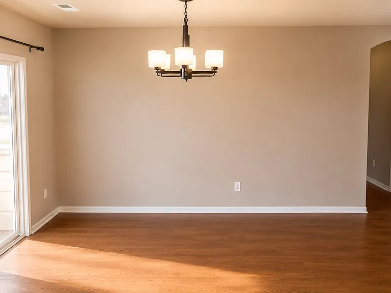 234 Shady Oak Grv #234 — Photo 3