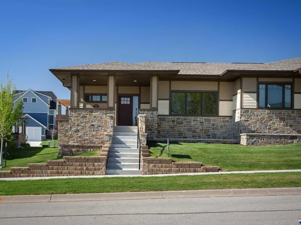 800 Aster Rd, Lincoln, NE 68521