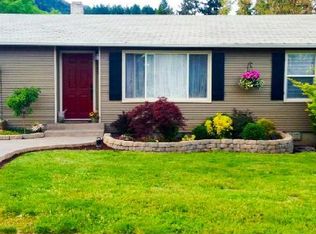 863 NE Christian St, Myrtle Creek, OR 97457