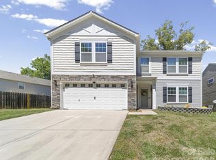Forest Pawtuckett, Charlotte, NC 28214