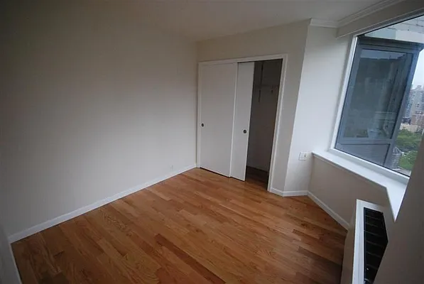 Rented by Luxury Habitat | media 16