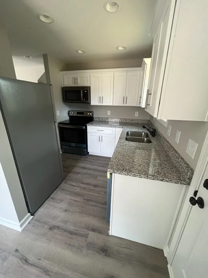 Single Family Home - Available and Move-In Ready! — Photo 4