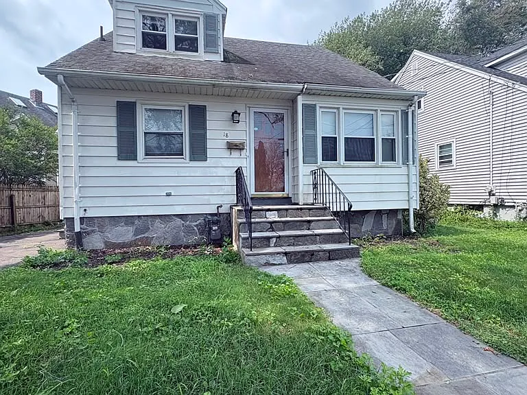 Townsend Ave — Photo 1