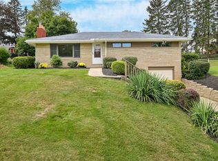 9491 Viewcrest Dr, Allison Park, PA 15101