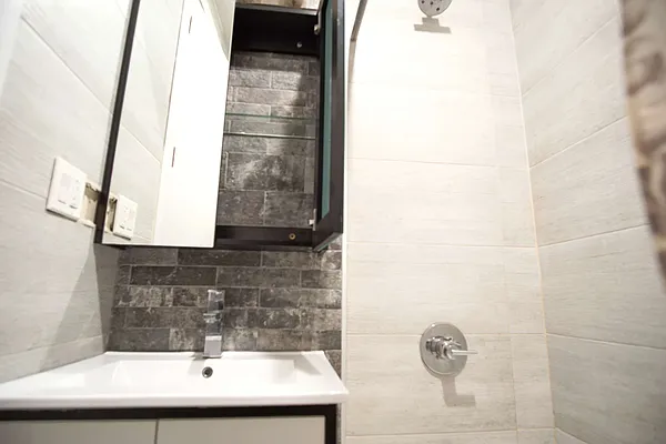 Rented by Lofts and Flats LLC | media 10