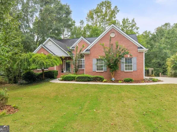 1256 Overland Park Dr, Braselton, GA 30517