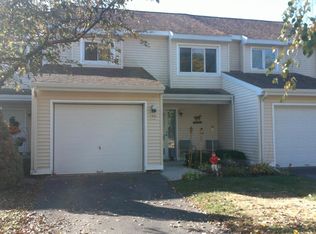 25 Winners Cir, Saratoga Springs, NY 12866