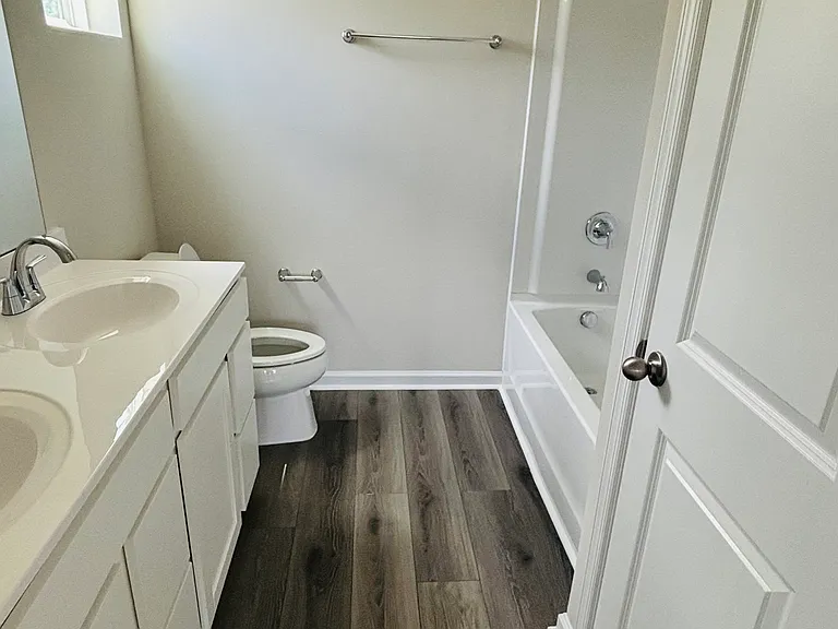 367 Myrtle Meadows Dr — Photo 5