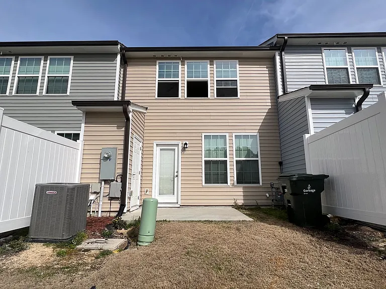 4426 Lord Joseph Ct — Photo 20