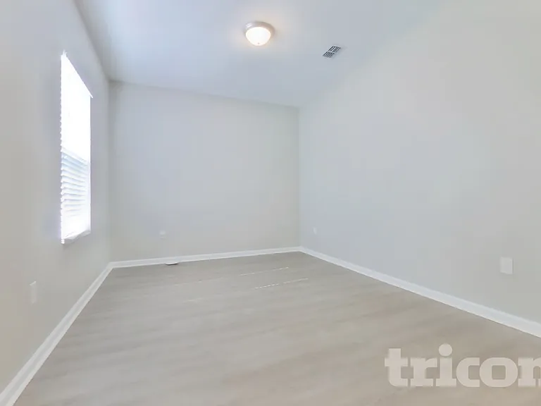 15619 Merlin Ave — Photo 14
