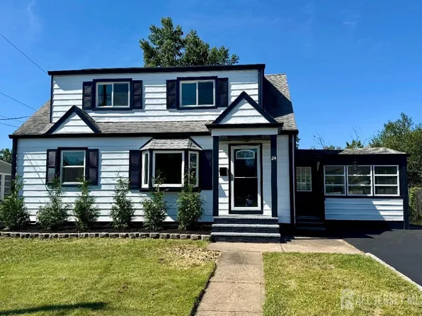 24 Morgan Dr, Edison, NJ 08817