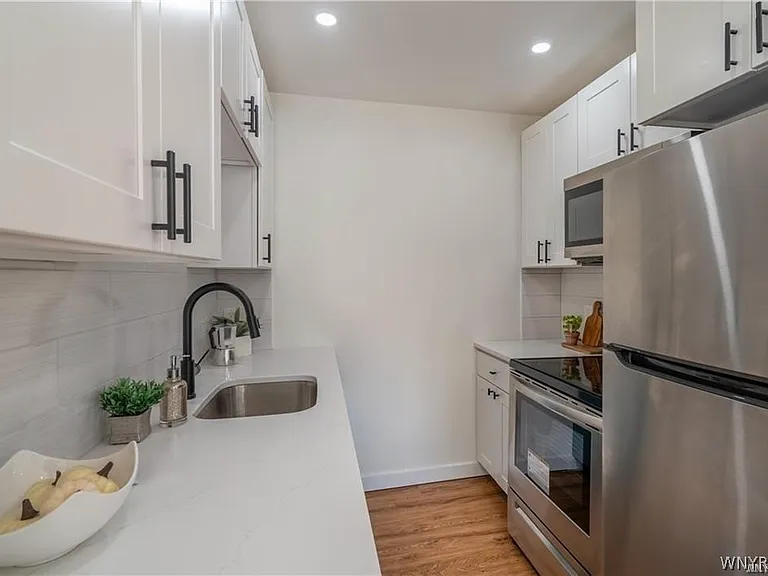 538 Linwood Ave #1 — Photo 5