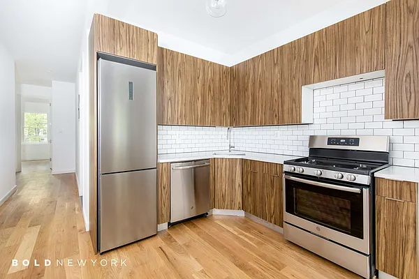 Rented by Bold New York | media 9