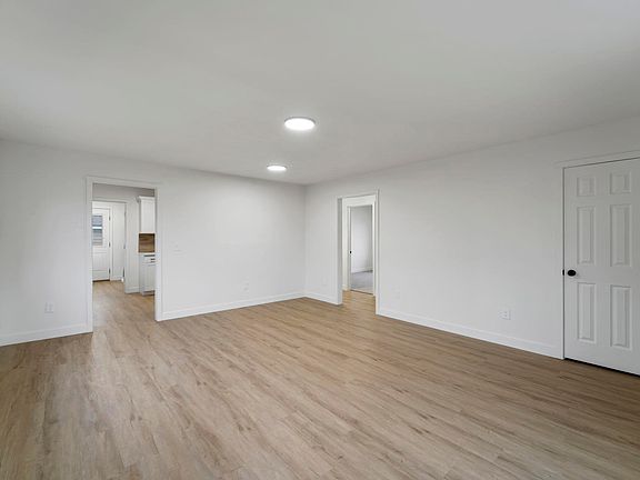 2nd image of 708 Stanton Ave