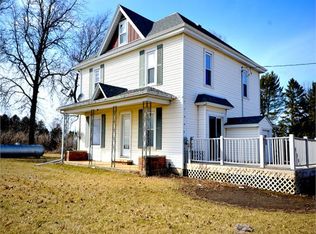 2136 Petrie Rd, Waterloo, IA 50701