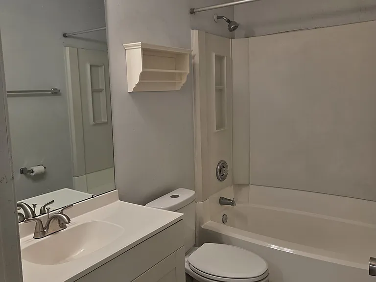 2306 Highland Hill Dr #2306 — Photo 7