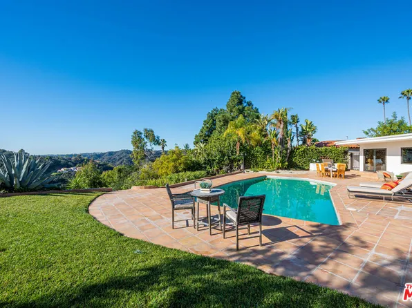 9606 Arby Dr, Beverly Hills, CA 90210