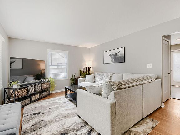 5th image of 7558 5th St NE